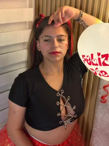 Kitten_Cam "I think of you tying me up and it makes me want you terribly." ♥ Εικόνα 5