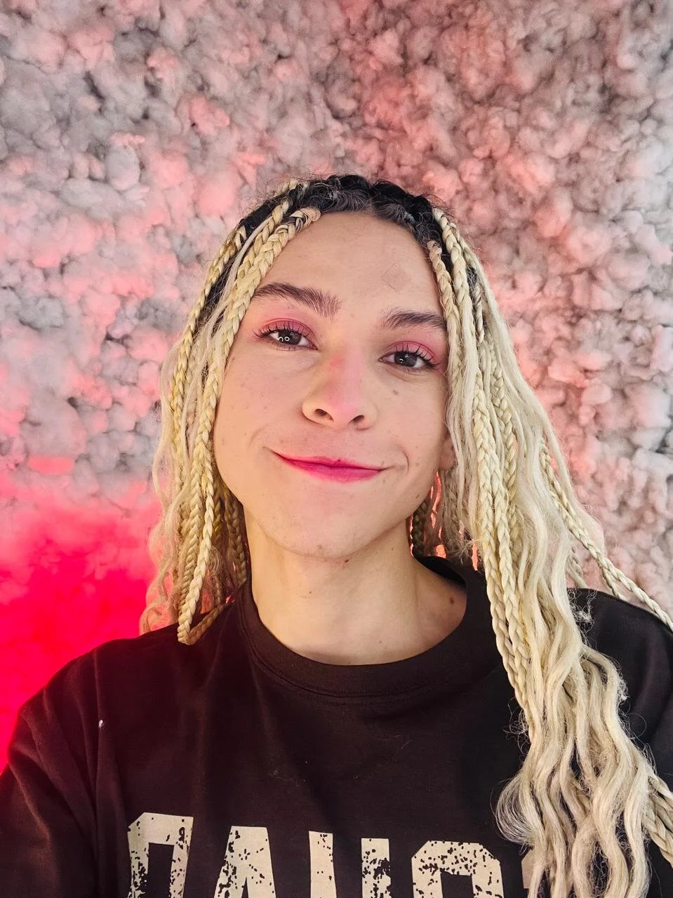 Трендове зображення  6418 Aaron_Fordd