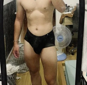 ZhangQing95 Public Hình