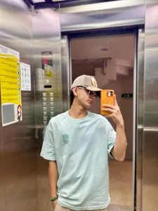 James_cute18 Public Pic 2