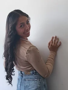 Roxan_Fox- Public Pic 4