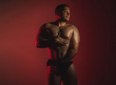 JossAckland Red for feel 사진 3