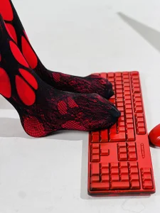 Zdjęcia TinaDavil red feet:  3