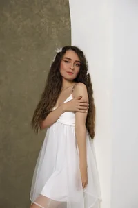 CloudGrace Does white suit me? Pic 6