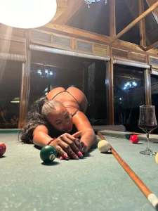 hanarousse: sexy big ass ( 3 фото)