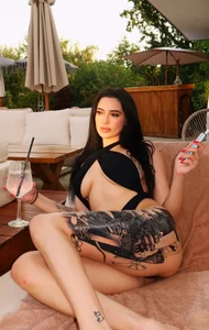 SandraBabeXO kullanıcısının Poolside Temptation albümü -  fotoğraf