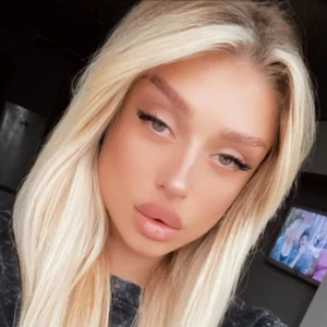 BlondyLi Public 圖片 3