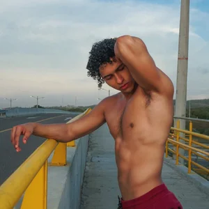 Kris_Khalifa69 Public Pic