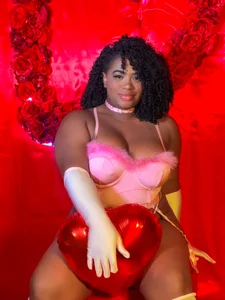 Tyra_Privacy Will you be my Valentine? รูป  2