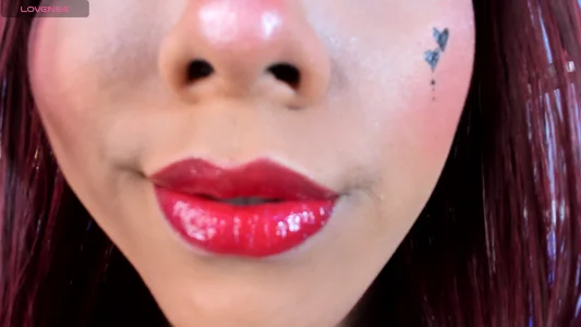 Emili_Roux sexy lips mmm Immagine  3