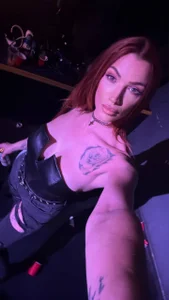AliceLove2030's XXX Nude Photo 2