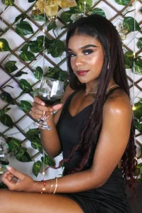 mia_fernandのHappy New Year 2026, let's enjoy it together🎇😈の枚の写真