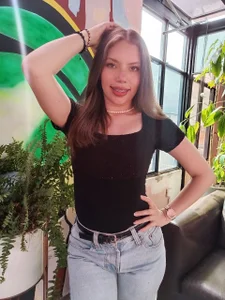 Public od tiffany_johnsonn  3 snímek