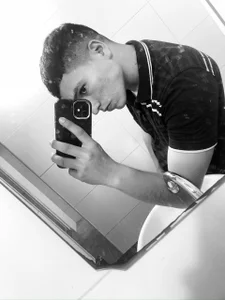 axel_voss Public  2টি ছবি