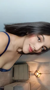 VENUSGREYS1 CUTE WOMAN Foto