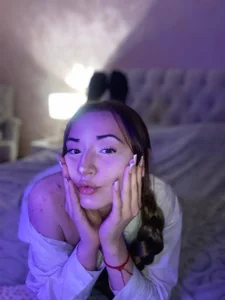 SantosReimer do you like small tits зображення 4
