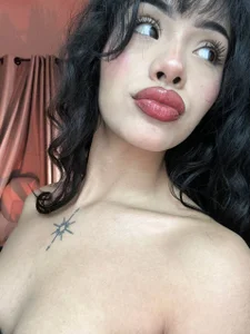 Giovanna_oliveira Sultry Seduction 🖤 Pic 7