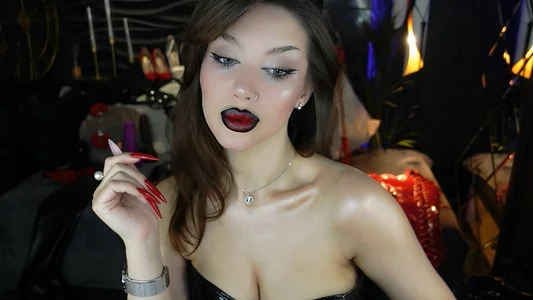 MistressDarsyのPublicの 7枚の写真