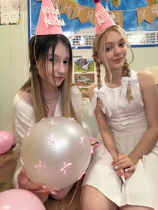 nancy_chancy's Elsa came here to celebrate my BIRTHDAY with me!🎁🎉 Sex Photo 4