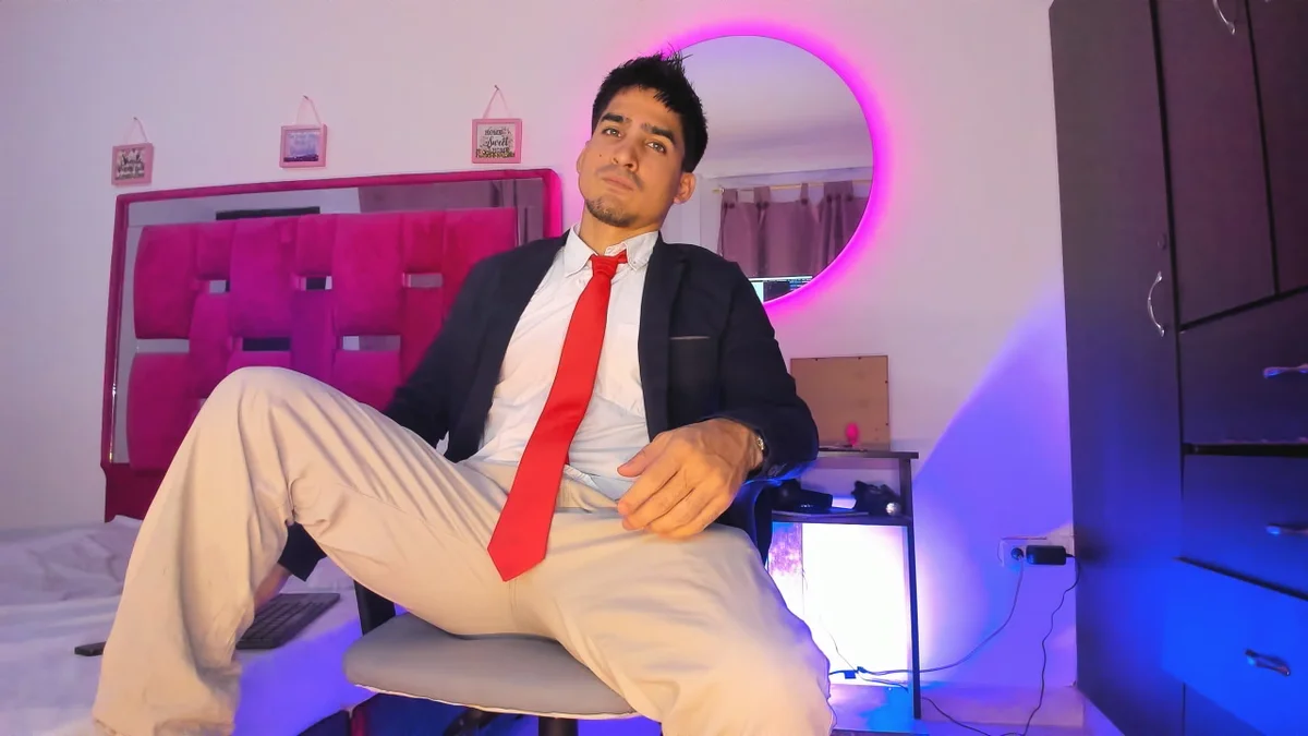 Christopher_Harris_ Gambar Trending 6535