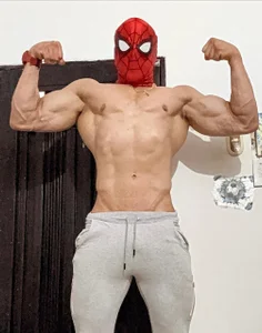 AlexLenox_Your good neighbor, spider-man Bild 2