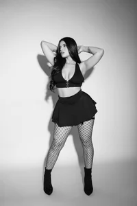 Sasha_Wolff Temptation looks good on me... 💖 Pic 6