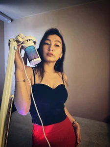 SaraXray im a singer Pic 2