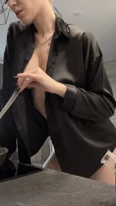 BBabyShark Do you prefer morning alone or with me?🍓 Foto 2