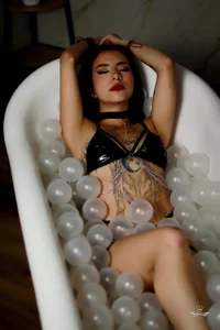 ZamabyCrucie kullanıcısının My Cute Body albümü -  3 fotoğraf