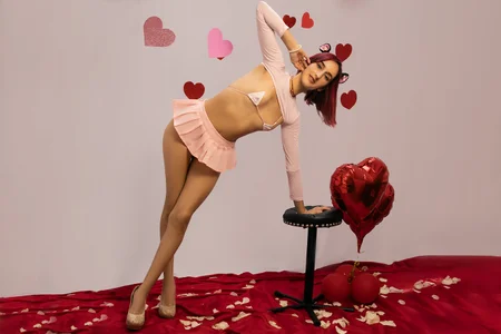 Ambar_Roux_ VALENTINES DAY Poză