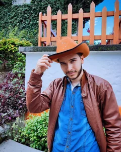 Mike_0012This cowboy wants you to ride him 🤠🥵图片 5