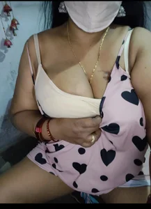 Rani_Darling_99 🔥rani in shorts Pic