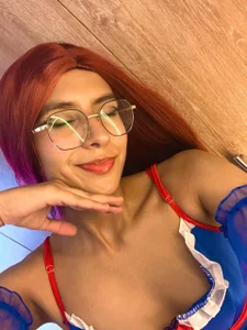 Eimy_Brunet_ Public Pic 2