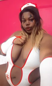 ebonny_suggarmommy1 sexy nourse Foto