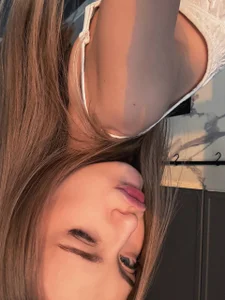 callme_eva's XXX Nude Photo 3