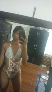 yulie_rose Public Foto 3