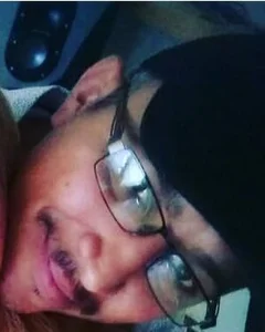 Hola de negrocomomisuerte  Imagens