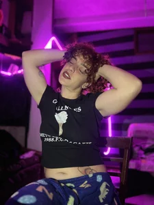 SalyTredelMonte Sexy sexy Pic 5