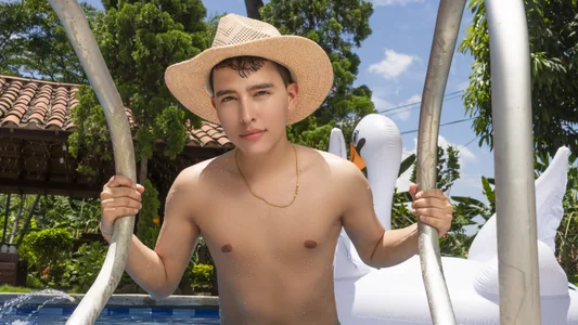 the_little_cody pool day Pic