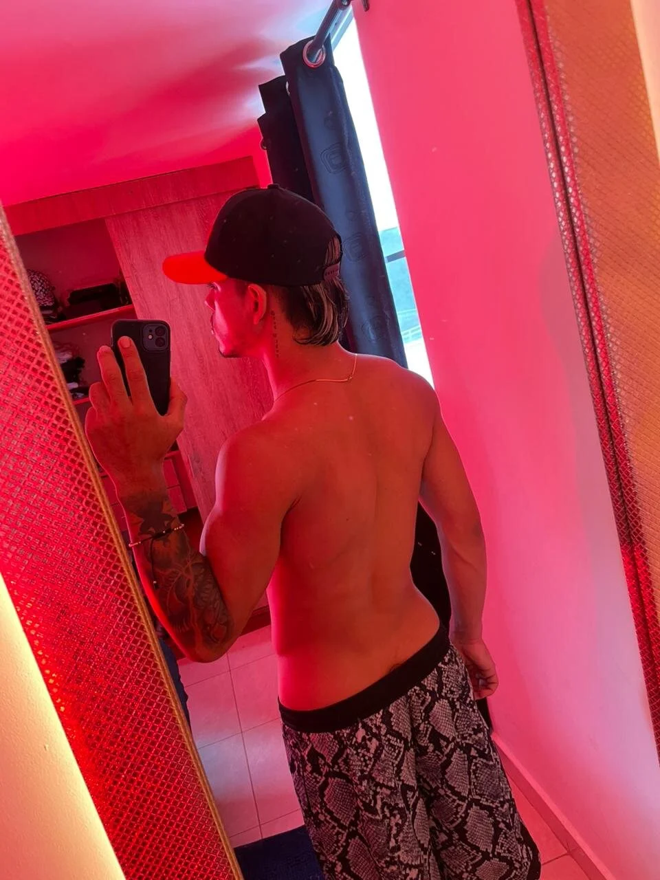 Ken-boy_ Gambar Trending 1830