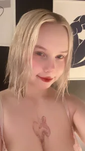 Shy_nikka_4you 💋💋💋 Pic 2