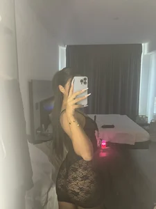 MiaMyName's XXX Nude Photo 4