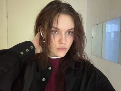 DelindaToste My day off Pic 3