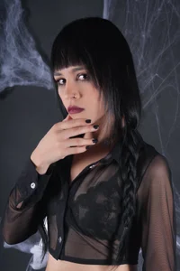 Sofii_Carter Wednesday  6টি ছবি