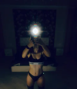 Kriss_brunette_5 Public Kuva