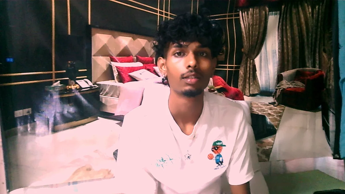 Ảnh Thịnh Hành của SubmissiveStallion69 4972