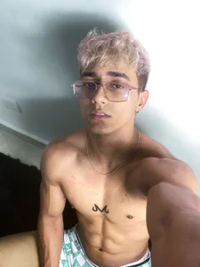 Deiv_SW1 Some pics taken by the phone of me Gambar 2