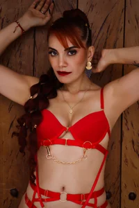 zzoe_ sensuality without limits...only for your eyes💞🍒 Bilde 4