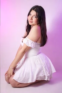 Seraphine_18 Public Pic