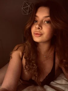 BlondeHott Public Pic 4